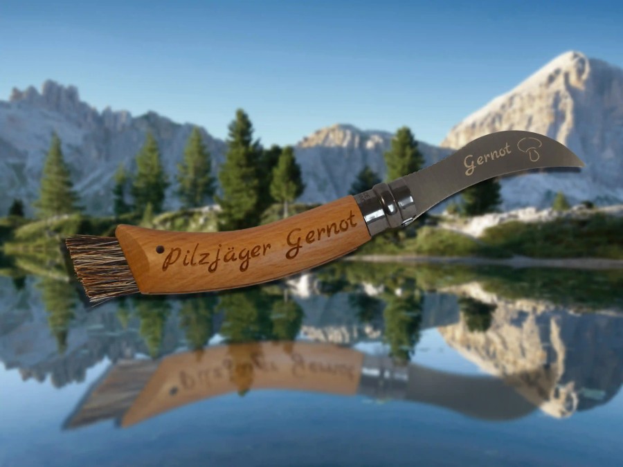 Engraved mushroom knife